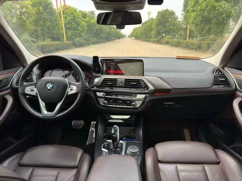 南京19年宝马X36