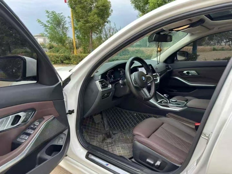 徐州21年宝马3系4