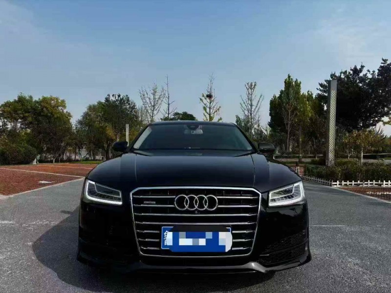 淄博17年奥迪A8L1