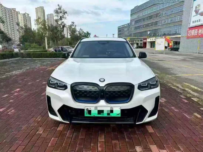 东营22年宝马IX31