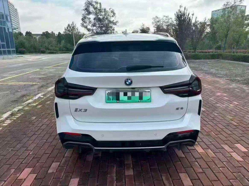 东营22年宝马IX39