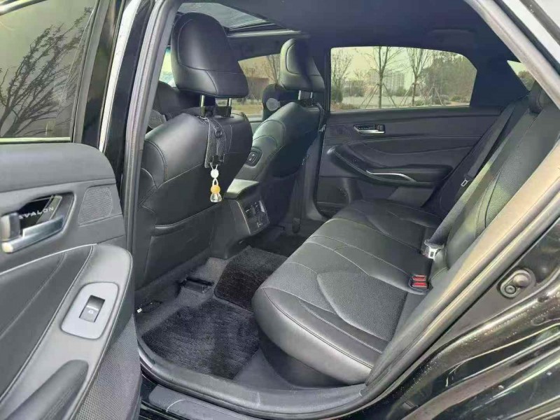 苏州24年丰田亚洲龙6