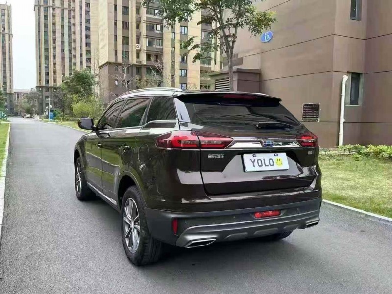 连云港19年吉利博越8