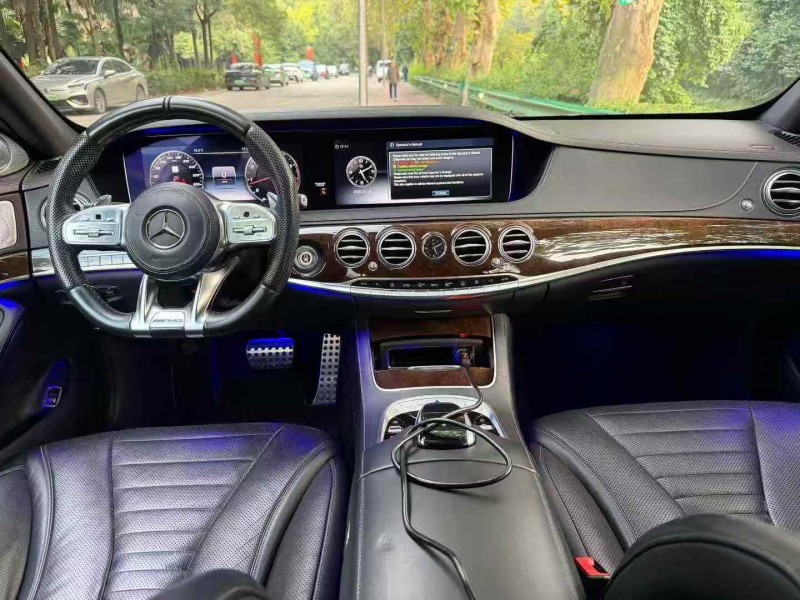 赣州19年奔驰迈巴赫S级5