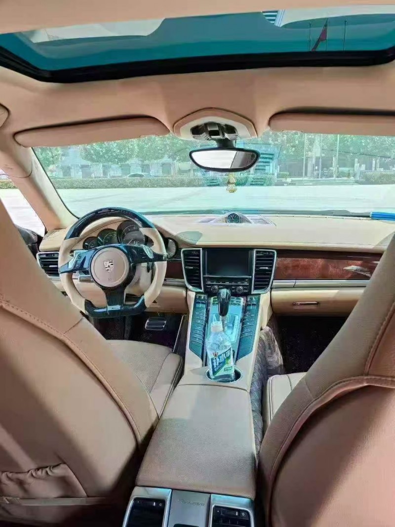 菏泽11年保时捷帕拉梅拉4