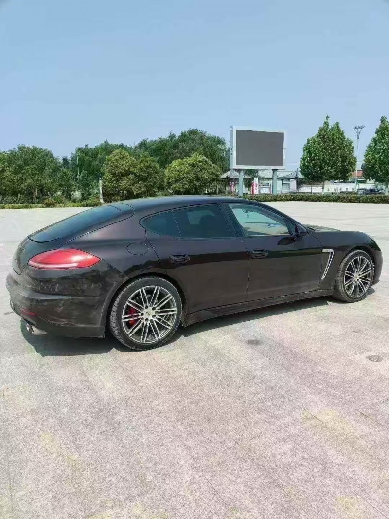 菏泽11年保时捷帕拉梅拉6