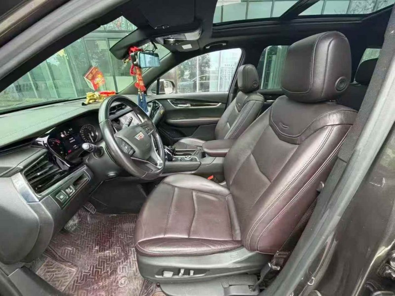 常州20年凯迪拉克XT64
