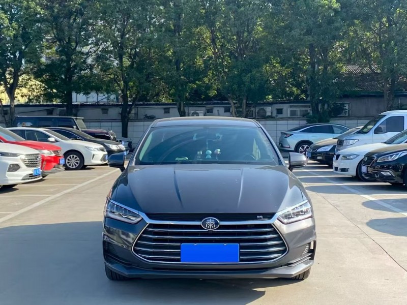 咸阳21年比亚迪秦1