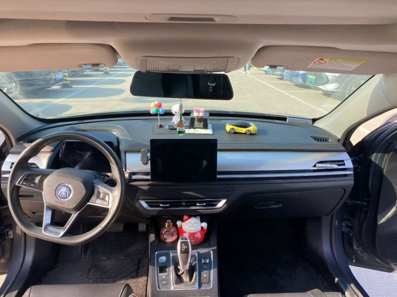 咸阳21年比亚迪秦4