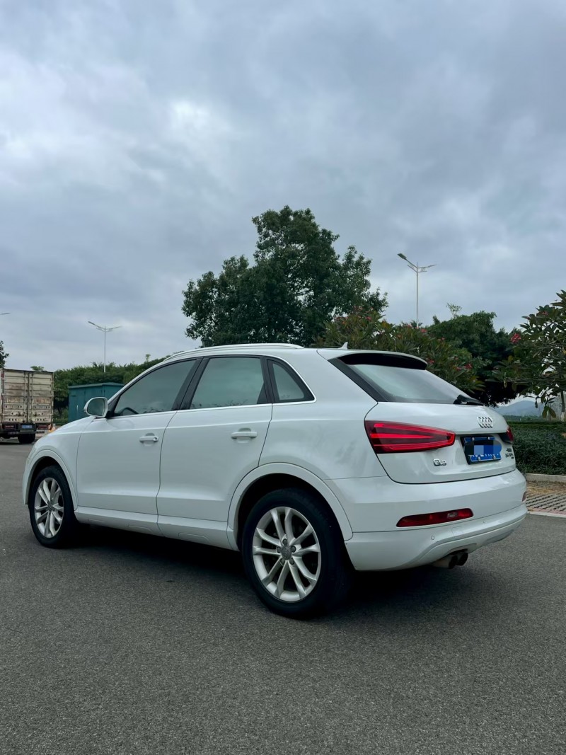 厦门13年奥迪Q37