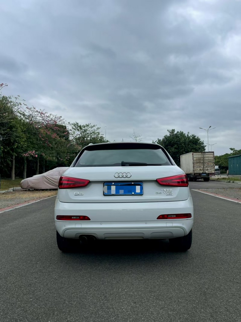 厦门13年奥迪Q39