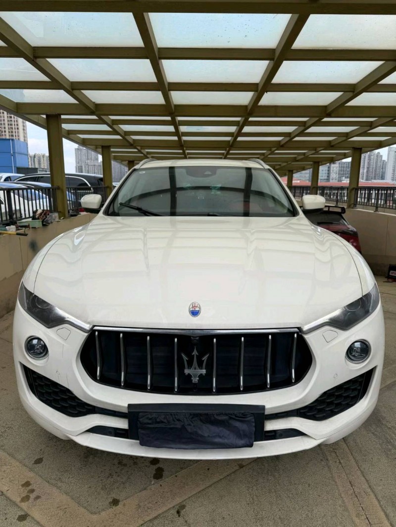 常州17年玛莎拉蒂Levante1