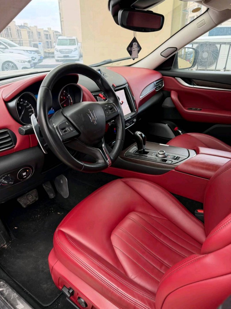 常州17年玛莎拉蒂Levante6