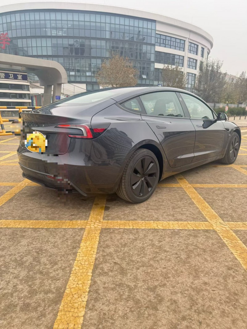 秦皇岛25年特斯拉MODEL 35