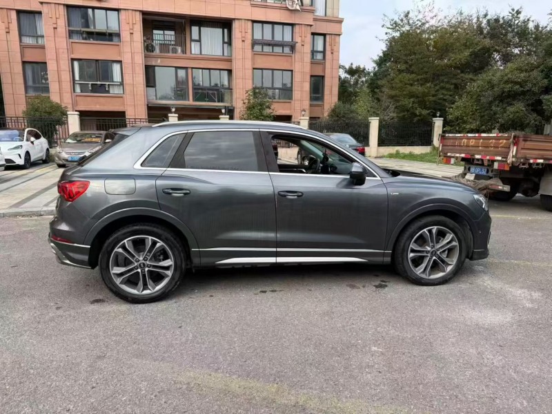 湖州22年奥迪Q34