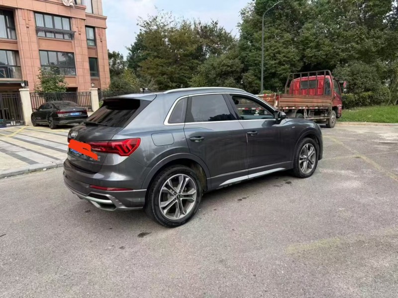 湖州22年奥迪Q38