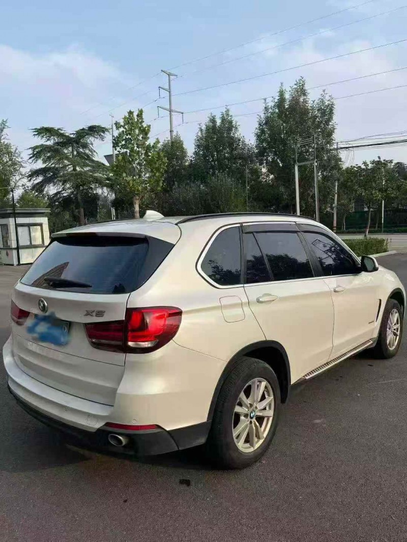 东营16年宝马X57