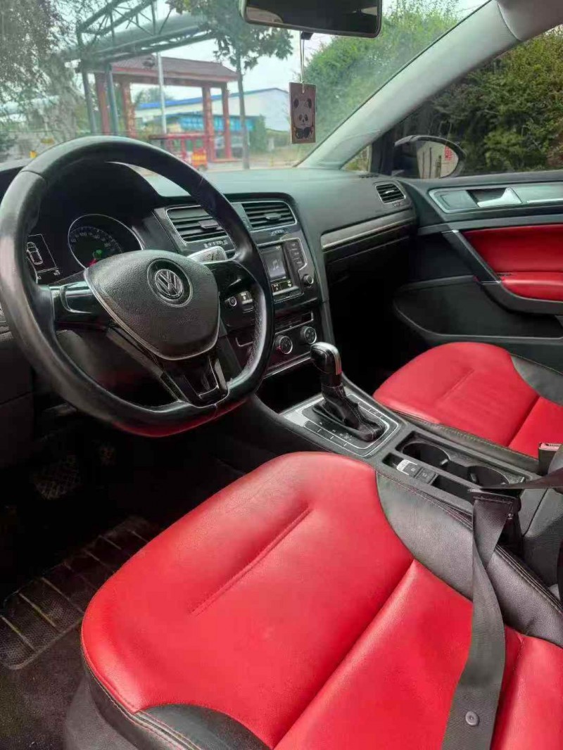 淄博17年大众高尔夫5