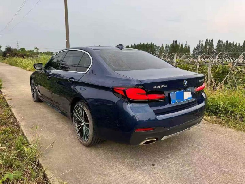 宁波21年宝马5系8