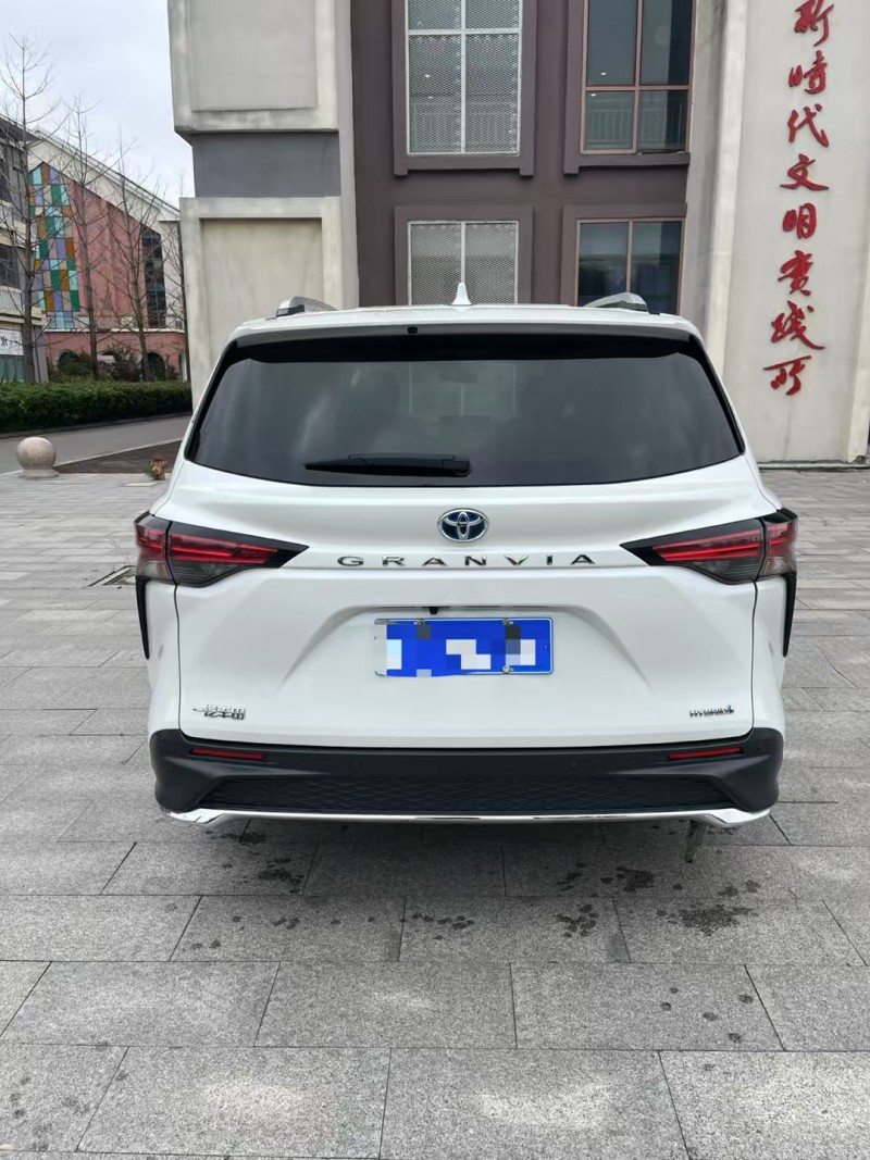 徐州23年丰田格瑞维亚4