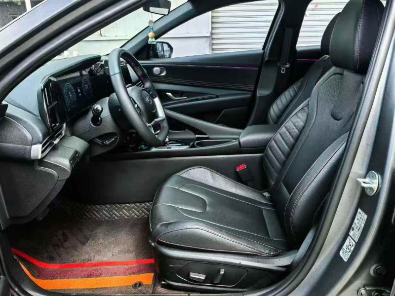 苏州23年现代伊兰特5