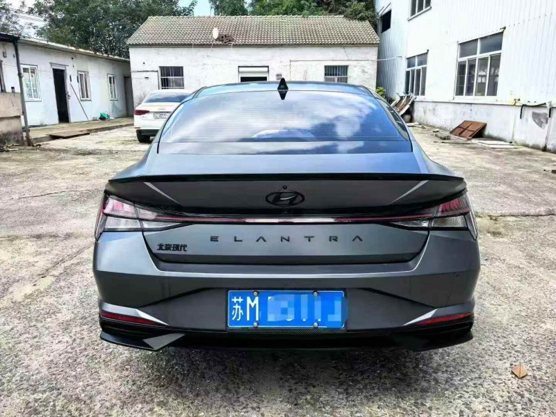 苏州23年现代伊兰特9