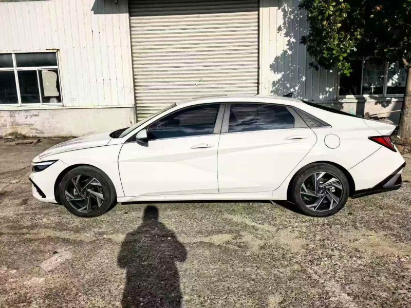 徐州25年现代伊兰特8