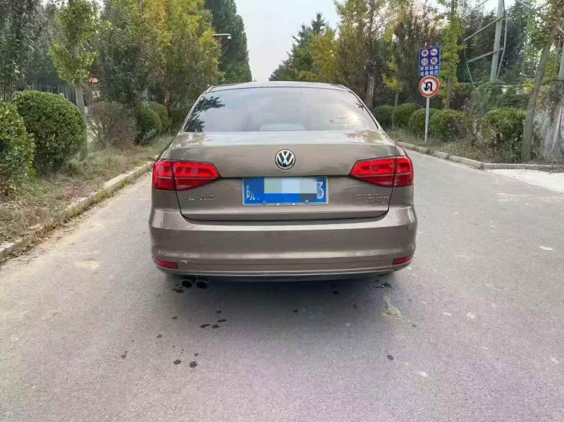 青岛18年大众速腾9