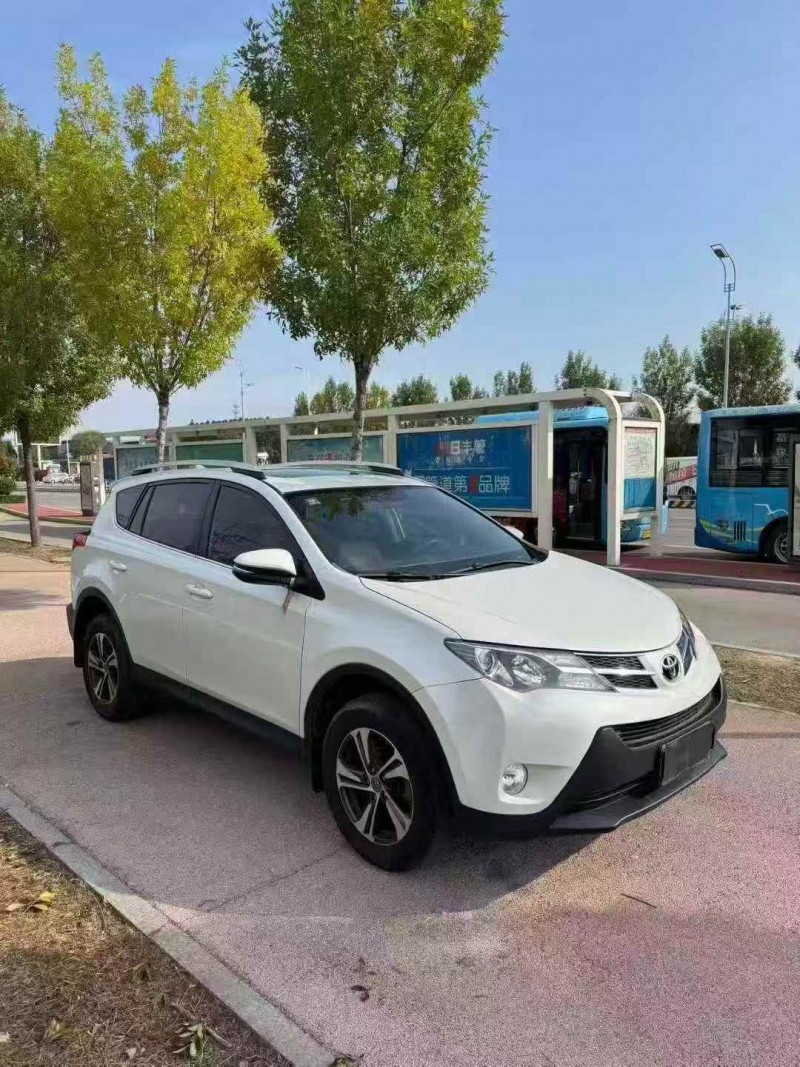 枣庄16年丰田RAV42