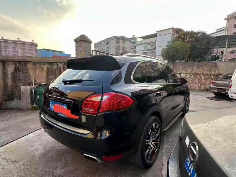 衡阳14年保时捷卡宴7