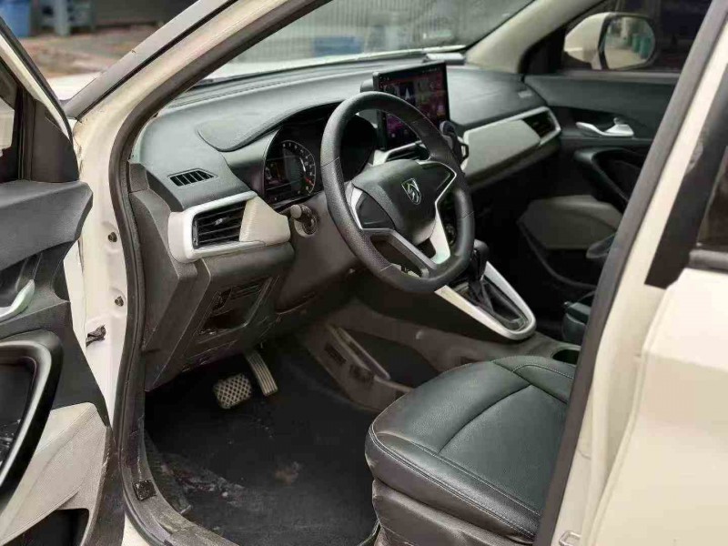 宁波21年宝骏5105