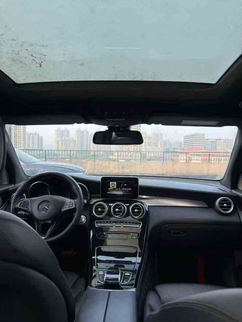 苏州17年奔驰GLC9