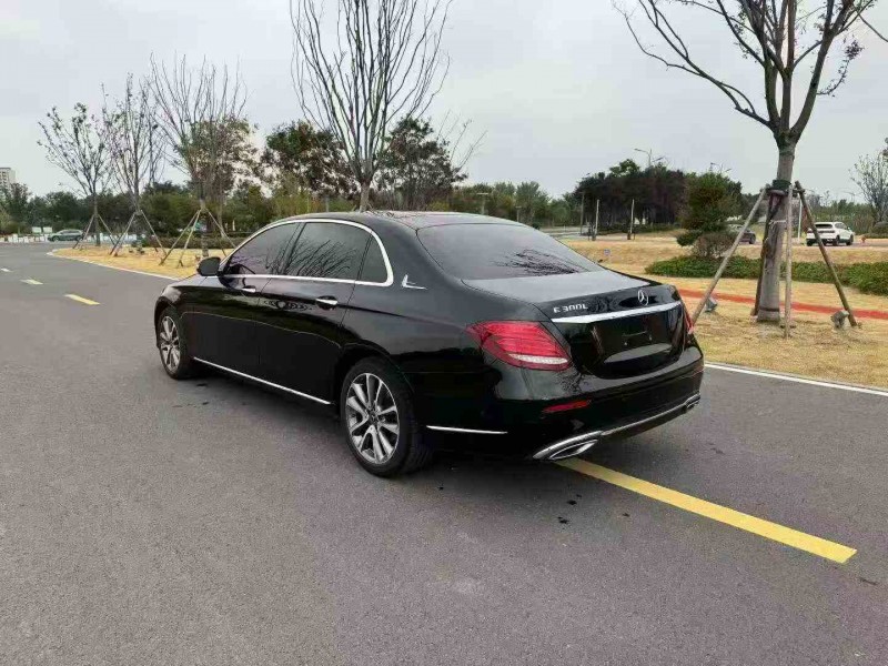 徐州19年奔驰E8
