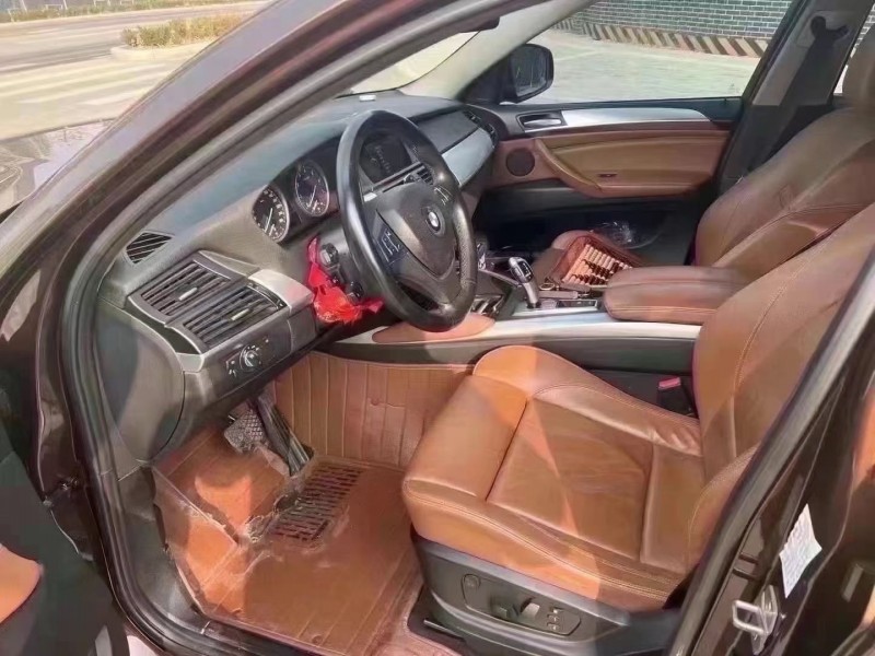 济宁14年宝马X64