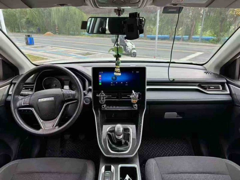 苏州22年哈弗M68