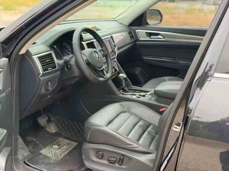 嘉兴19年大众途昂5