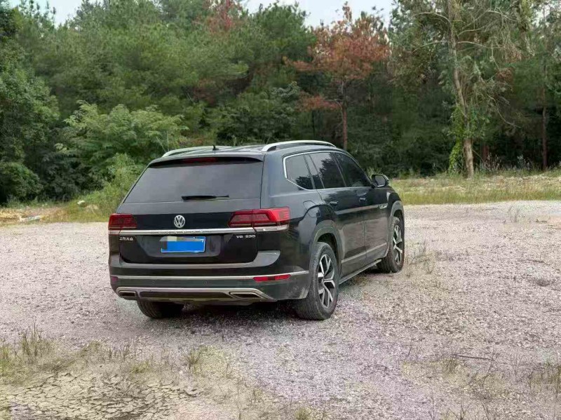 嘉兴19年大众途昂8