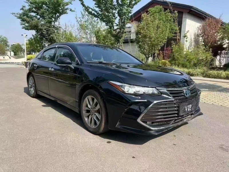 济宁21年丰田亚洲龙2