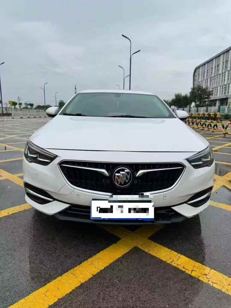 邢台19年别克君威1