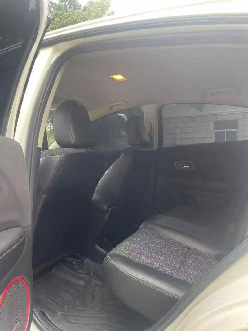 莆田15年本田缤智5