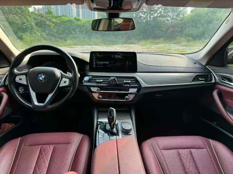 衢州21年宝马5系4