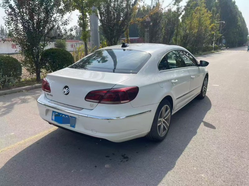 济宁17年大众CC7