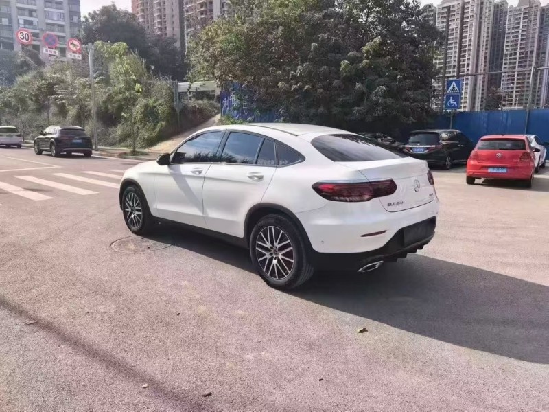 广州23年奔驰GLC8