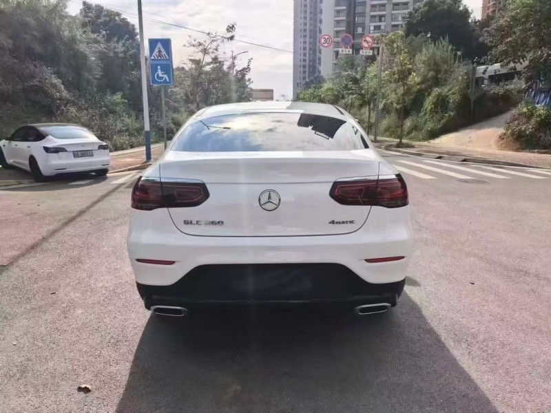 广州23年奔驰GLC9