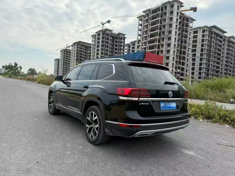 广州17年大众途昂4