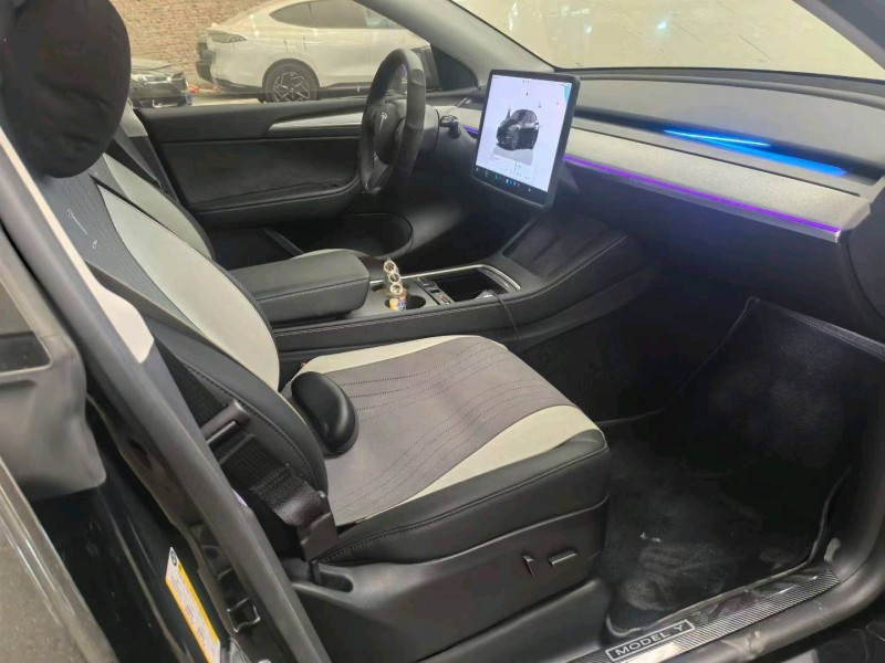 临沂23年特斯拉MODEL Y8