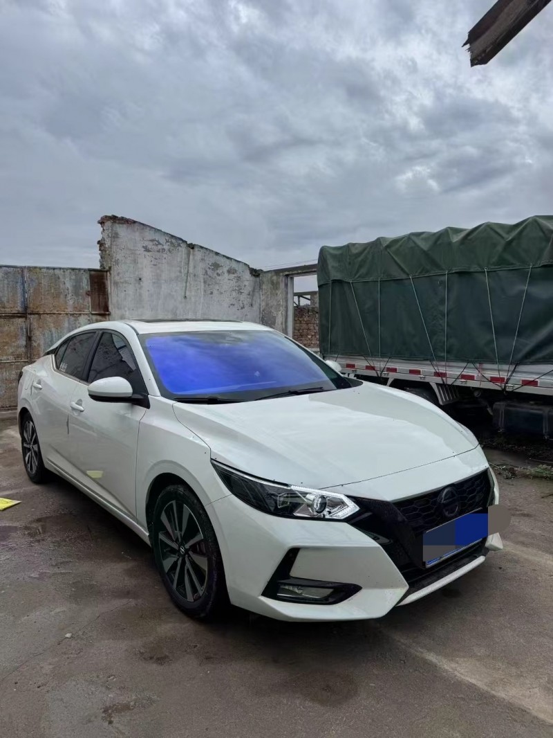 鹤壁21年日产轩逸4