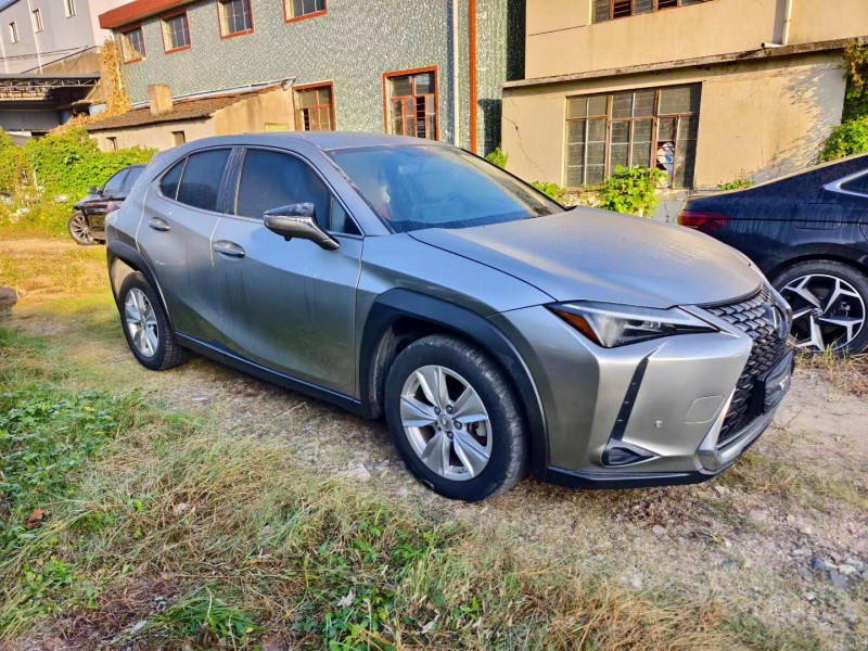 宁波23年雷克萨斯UX2