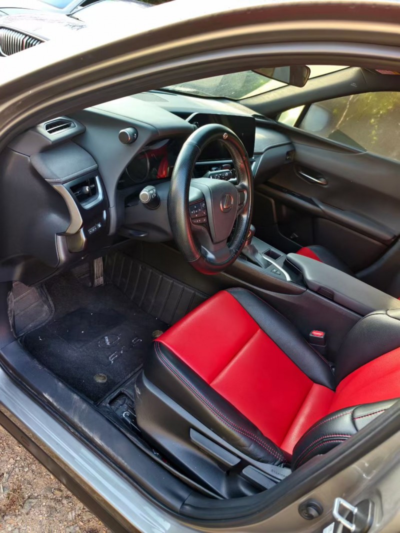 宁波23年雷克萨斯UX6