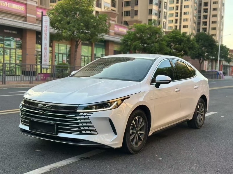 广州24年比亚迪驱逐舰2